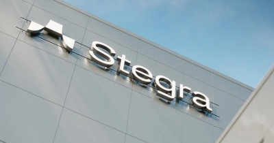 Η Stegra αναζητά επιπλέον 1 δισ. ευρώ για την κατασκευή εργοστασίου υδρογόνου στη Σουηδία