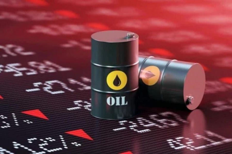 Οι 3 παράγοντες που γκρέμισαν την τιμή του Brent προς τα 97 δολάρια ενώ λήγουν σήμερα και τα συμβόλαια