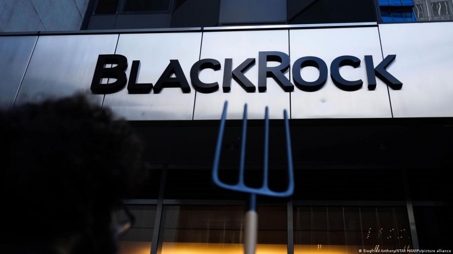 BlackRock: Άνοδος στα καθαρά κέρδη τριμήνου στα 2,21 τρισ. δολ.