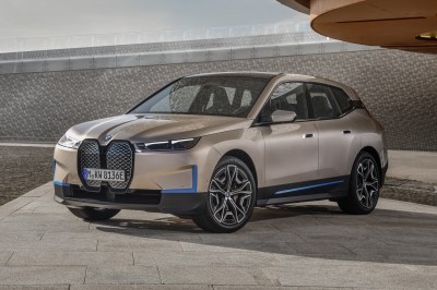 BMW: Hλεκτρικά αυτοκίνητα με τοπικά παραγόμενη «πράσινη» υδροηλεκτρική ενέργεια
