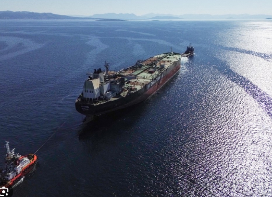 Reuters: Η Ελλάδα προειδοποιεί τον στόλο της για τους κινδύνους στη Μαύρη Θάλασσα μετά τις επιθέσεις με drone