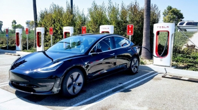 Tesla: Παρέδωσε 184.800 οχήματα το πρώτο τρίμηνο του 2021, στα 180.338 η παραγωγή