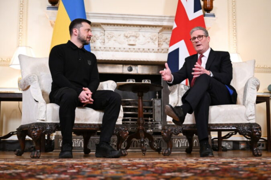 Την περαιτέρω ενίσχυση της στρατιωτικής συνεργασίας τους προωθούν Βρετανία και Ουκρανία