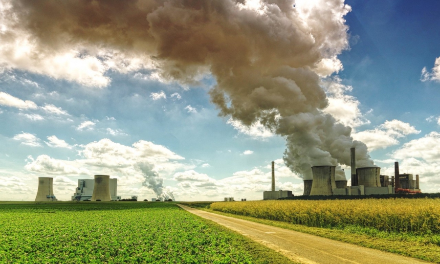 Οι παγκόσμιες εκπομπές CO2 από την χρήση ορυκτών καυσίμων έφτασαν σε επίπεδα ρεκόρ το 2024 (Reuters)