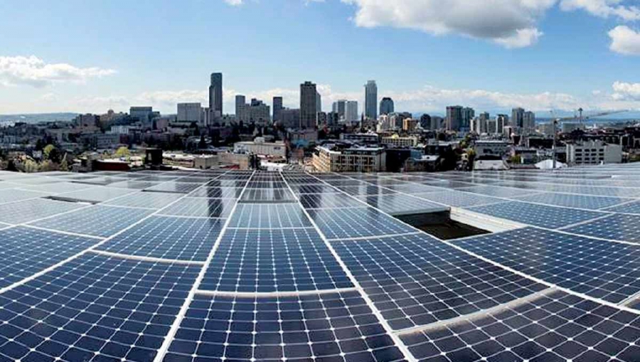 Wood Mackenzie: Επιβράδυνση της ανάπτυξης της ηλιακής βιομηχανίας των ΗΠΑ το 2024