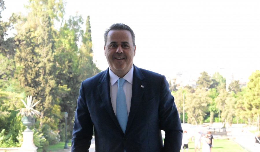 Παπασταύρου για ΑΔΜΗΕ: Δεν θα δοθεί το 51% στους ιδιώτες