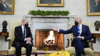 Biden: Πρώτα η διπλωματία - Scholtz: Θα απαγκιστρωθούμε από την ρωσική εξάρτηση στην ενέργεια