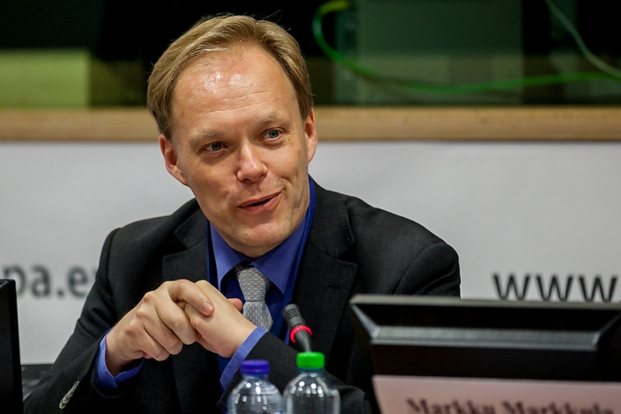 Στόχος ο τριπλασιασμός ρυθμού των εκπομπών ρύπων μετά τις Ευρωεκλογές