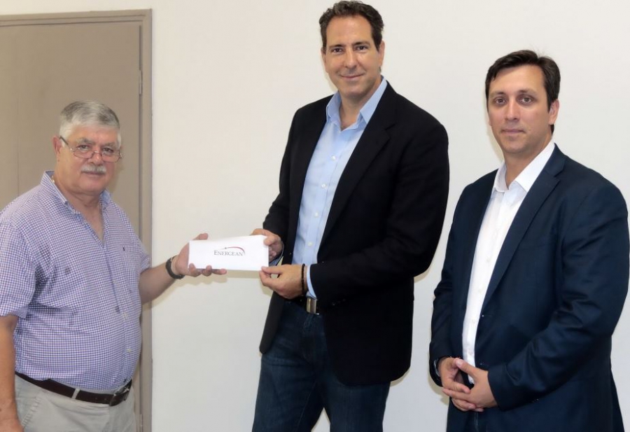 Energean: Δωρεά σχολικών ειδών σε μαθητές στην Καβάλα, την Θάσο και την Ζίτσα Ιωαννίνων