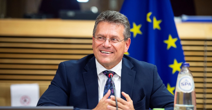 Sefcovic: Η ΕΕ θα μπορούσε να διευθετήσει τη διαμάχη με τις ΗΠΑ αγοράζοντας προϊόντα αξίας 50 δισ. ευρώ (FT)