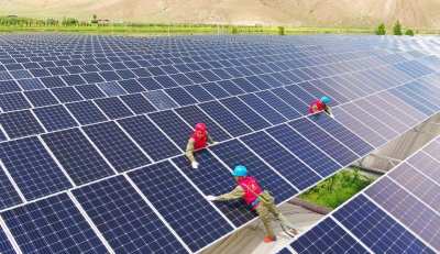 BP: Η ηλιακή ενέργεια μπορεί να ξεπεράσει την αιολική στην δεκαετία - Η Κίνα μπροστά από τις ΗΠΑ στις ΑΠΕ