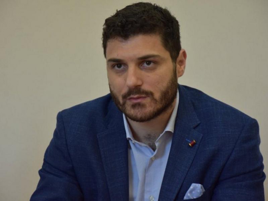 Ποιός τον ρώτησε;