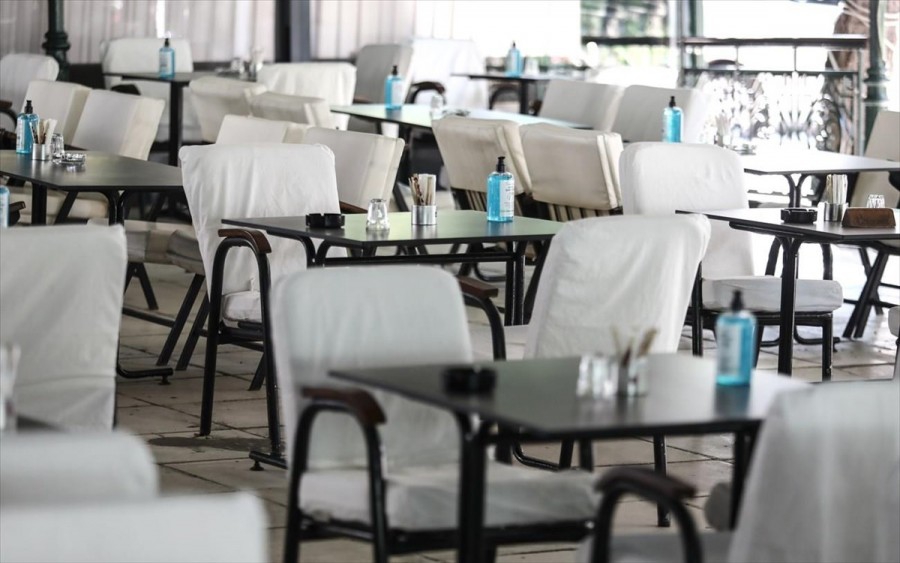 ΕΛΣΤΑΤ: «Χάθηκαν» 2,6 δισ. ευρώ από τον τζίρο εστίασης και καταλυμάτων στο β΄τρίμηνο 2020