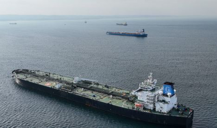 Στα ανοιχτά της Ινδίας περιμένουν ρωσικά τάνκερ που έχουν υποστεί κυρώσεις (Οil Price)