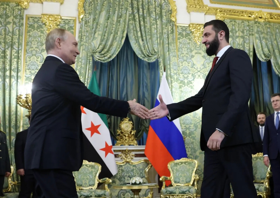 Putin και Al Sharaa συζήτησαν για την ενίσχυση των σχέσεων Ρωσίας και Συρίας