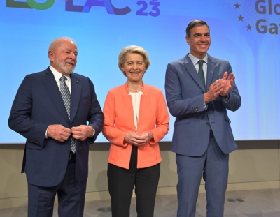 Von der Leyen: Επενδύσεις 45 δισ. ευρώ στη Λατινική Αμερική για projects υδρογόνου