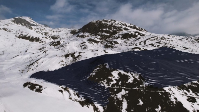 Πράσινα χιονδρομικά: Η Axpo ετοιμάζει δύο φωτοβολταϊκά - μαμούθ 20 MW στις ελβετικές Άλπεις