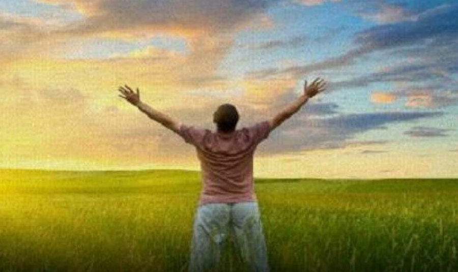 Ο Αρνητικός Εσωτερικός Διάλογος Κρύβει Μυστικά: Πώς να Τον Χρησιμοποιήσεις για να Εξελιχθείς