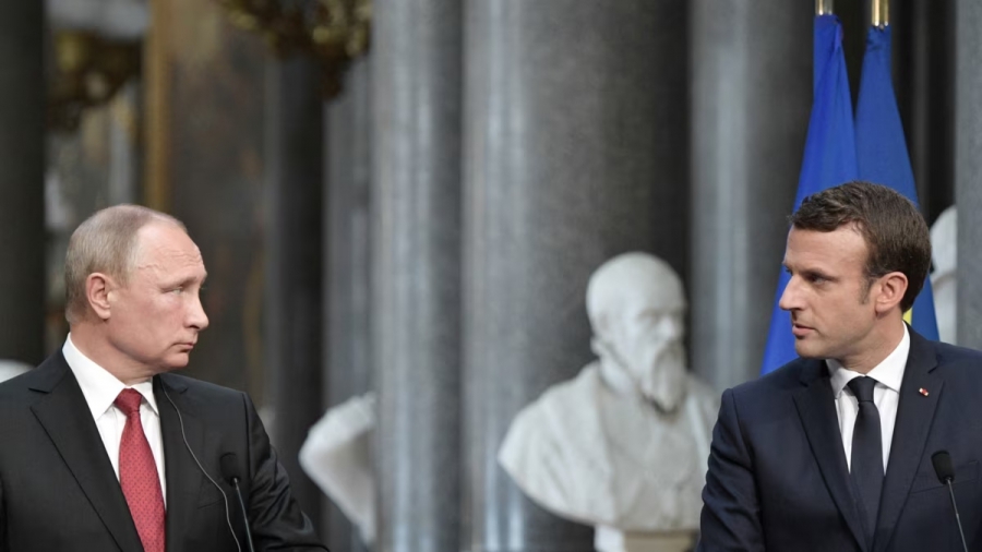 Βαθαίνει η κόντρα Γαλλίας - Ρωσίας: Ο ιμπεριαλιστής Putin και ο…Ναπολέων Macron