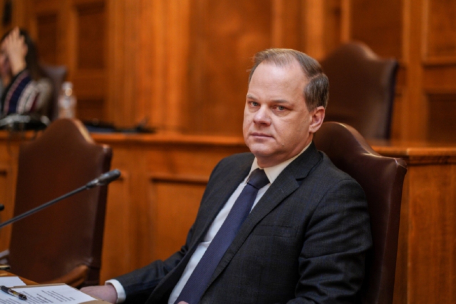 Σήμερα στη βουλή ο Καραμανλής για τα Τέμπη