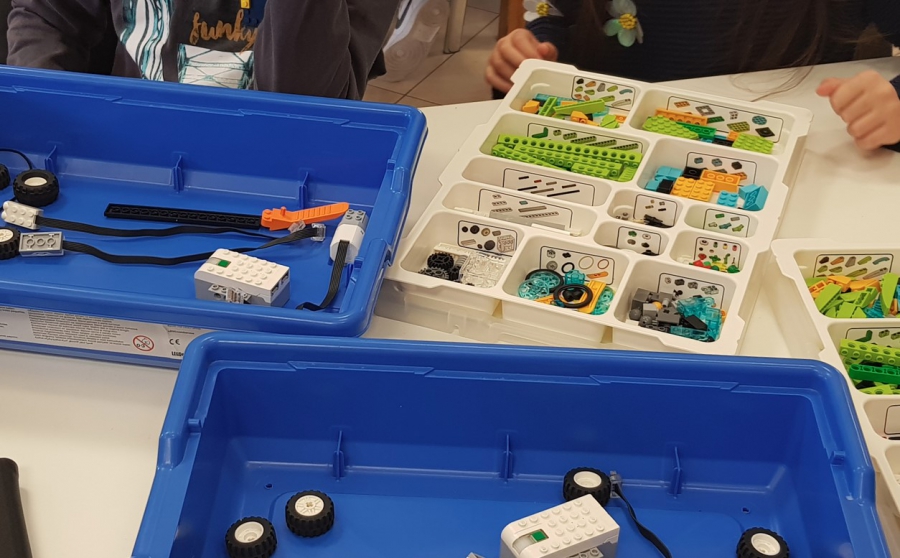 Με το βλέμμα στραμμένο στο μέλλον