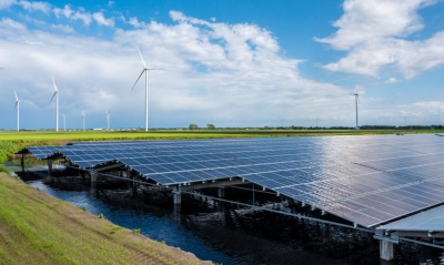 Περίπου 300.000 κιλά πράσινου υδρογόνου ετησίως θα παράγει ολλανδικό ηλιακό πάρκο