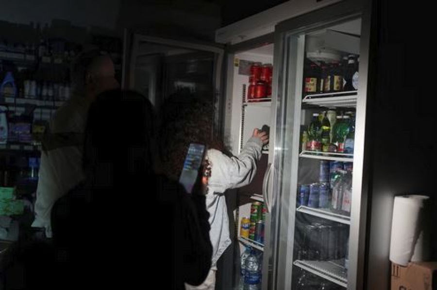 CEOE: Το μπλακ άουτ θα κοστίσει 1,6 δισ. ευρώ στο ΑΕΠ της Ισπανίας