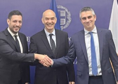 Ελλάδα- Κύπρος: Ενισχύουν τη συνεργασία τους σε έργα οδικής ασφάλειας και ανάπτυξης