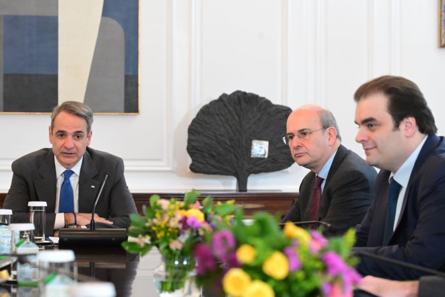 Προβληματισμός στο Μαξίμου για την πετρελαϊκή κρίση- Στις 14:00 η ανακοίνωση των έκτακτων μέτρων