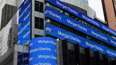 Bloomberg: Λίστα με τουλάχιστον 100 επενδυτικές συμφωνίες της Morgan Stanley διέρρευσε μέσω email