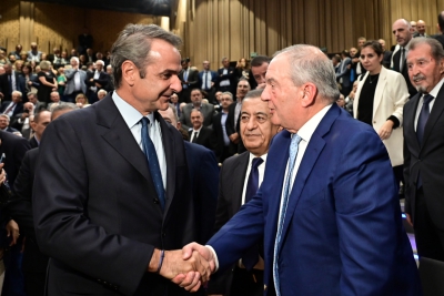 Παρουσίαση βιβλίου Ευ. Στυλιανίδη: Χειραψία Μητσοτάκη - Καραμανλή - Δεν πήγε τελικά ο Σαμαράς