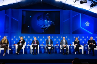 Κάθετος Διάδρομος: Οι θέσεις των Σιφναίου (Gastrade), Sferruzza (ΔΕΣΦΑ), Malinov (Bulgartransgaz ) και Αλεξόπουλου (ΕΛΠΕ)