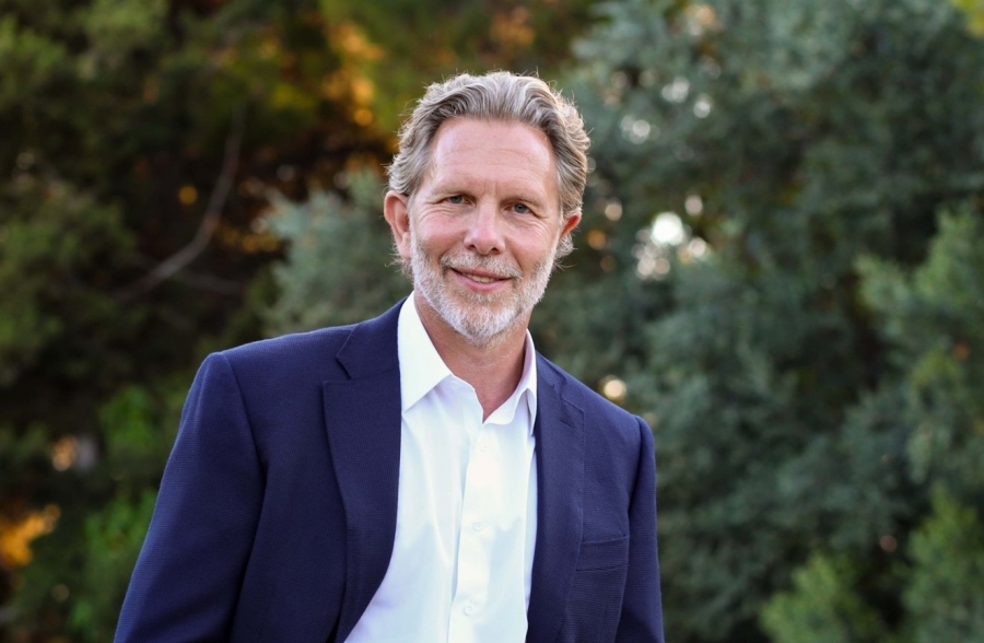 Γερουλάνος: Το ΠΑΣΟΚ μπορεί να συγκυβερνήσει με Φάμελλο, Κωνσταντοπούλου, Βαρουφάκη – Η απάντηση της ΝΔ