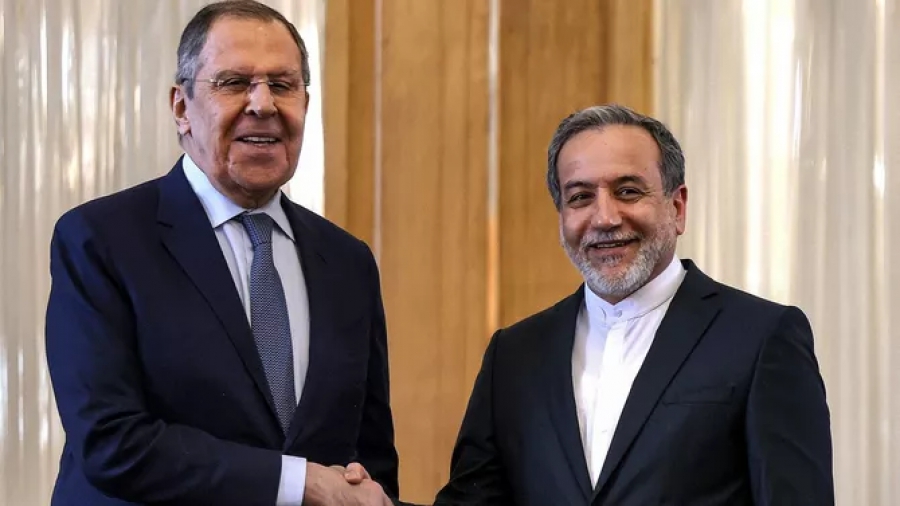 Araghchi - Lavrov: Συζήτησαν για την άμεση ανάγκη διεθνούς καταδίκης των εγκλημάτων ΗΠΑ - Ισραήλ