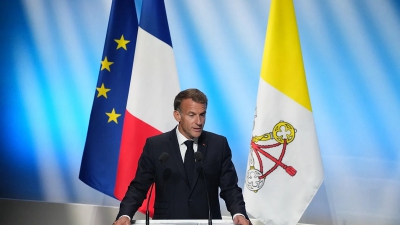 Macron: Η επιστροφή της Βρετανίας στην ΕΕ θα ήταν μια εξαιρετική είδηση
