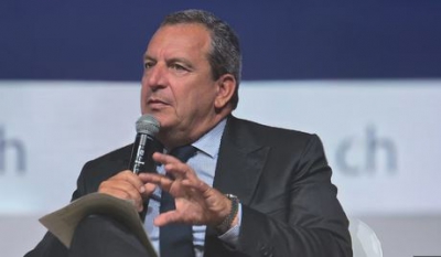 «Έκπληκτος» ο CEO της Snam από τη μακρά διαδικασία έγκρισης για την αγορά μεριδίου στο γερμανικό δίκτυο φυσικού αερίου