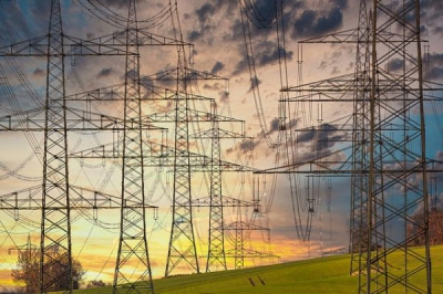 ΙΕΝΕ: Διεθνείς και εγχώριες αιτίες για την αύξηση των τιμών της ενέργειας