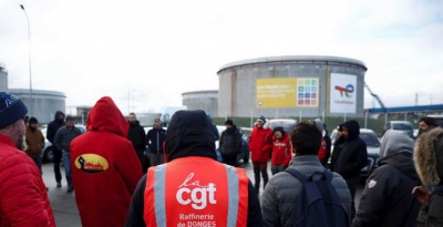 Γαλλία: Η πανεθνική απεργία πλήττει την παραγωγή ενέργειας και τις παραδόσεις καυσίμων
