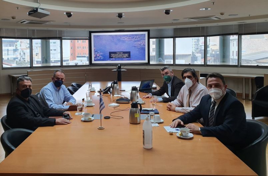 Συνάντηση της ΓΕΝΟΠ/ΔΕΗ με τη ΡΑΕ για τις αυξήσεις στο ρεύμα