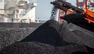 Η Ινδία επιτρέπει και πάλι τις εξαγωγές άνθρακα εν μέσω υψηλών αποθεμάτων των σταθμών παραγωγής ενέργειας