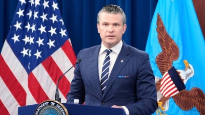 Ο Hegseth συναντά τον Netanyahu σε μια αιφνιδιαστική επίσκεψη στο Ισραήλ