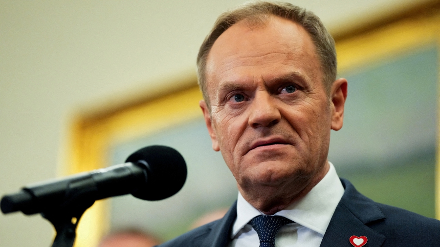 Tusk: «Μη ικανοποιητικά» τα πρώτα μηνύματα από τη Μόσχα για την εκεχειρία