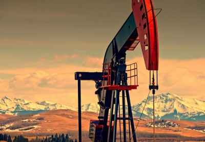 Forbes: Οι τρεις παράγοντες που καθόρισαν την ανάκαμψη των τιμών πετρελαίου