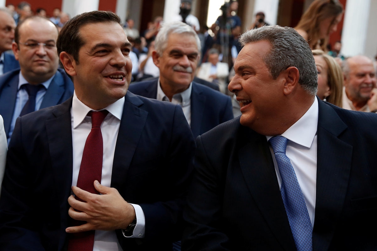 Ο Καμμένος σπεύδει να στηρίξει Τσίπρα που κλονίζεται δημοσκοπικά