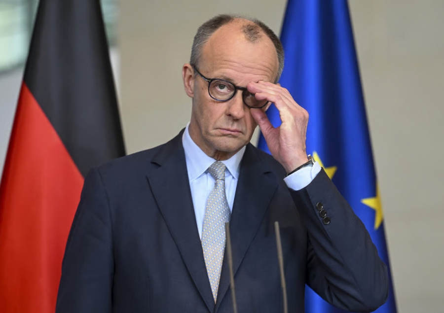 Merz: Επιτίθεται στον Trump και τις Βρυξέλλες καθώς η οικονομία της Γερμανίας κλονίζεται – «Οι ΗΠΑ ταπεινώθηκαν από το Ιράν»