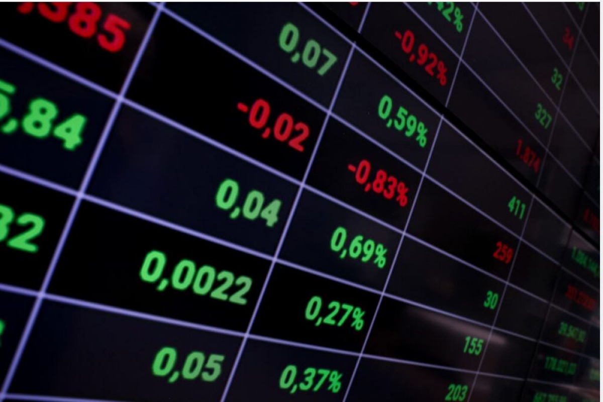 ΧΑ: Απώλειες 0,35% στις 2.559 - Metlen 48,56e (+1,59%), ΔΕΗ 22,66 (+0,35%), ΑΔΜΗΕ 4,18 (+4,5%) - Τεχνική Ανάλυση ΓΔ