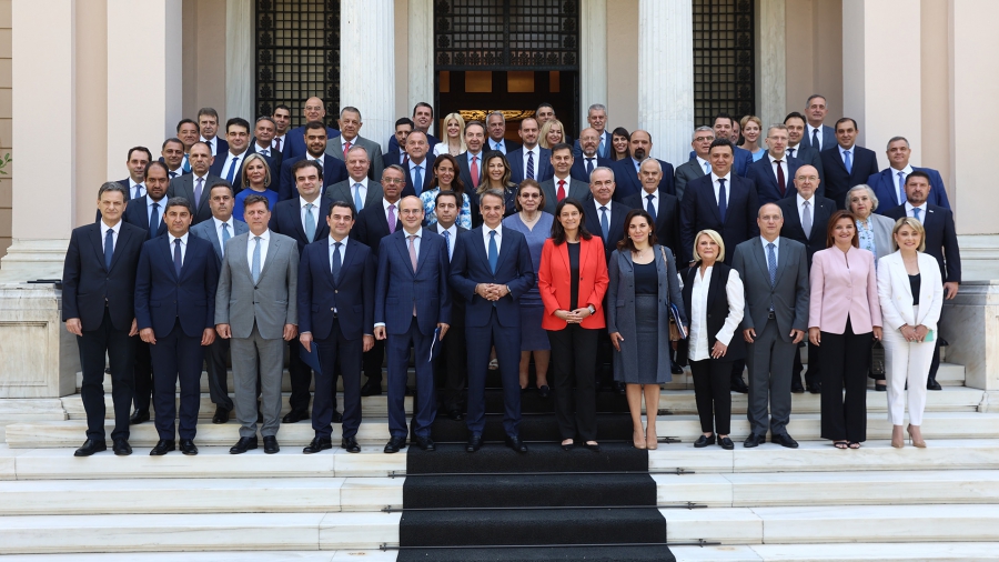 Η οικονομία στο επίκεντρο της κυβέρνησης στη νέα θητεία