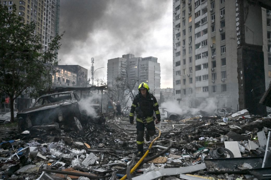 Ουκρανία: 45 εκατ. δολ την ώρα το οικονομικό κόστος των αεροπορικών συναγερμών – Στα 10 δισ. οι φετινές ζημιές