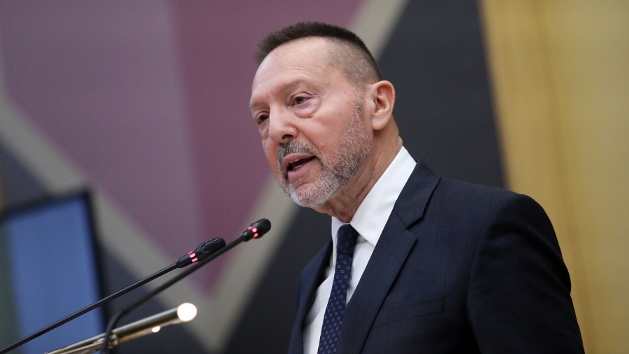 Στουρνάρας: Στάση αναμονής για τα επιτόκια - Ενέργεια και τεχνητή νοημοσύνη στο μικροσκόπιο