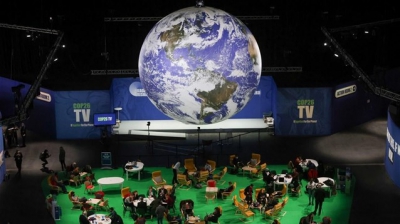 COP26: Νέο προσχέδιο συμφωνίας με πιέσεις για άμεση κλιματική δράση, αλλά χωρίς μεγάλες προσδοκίες